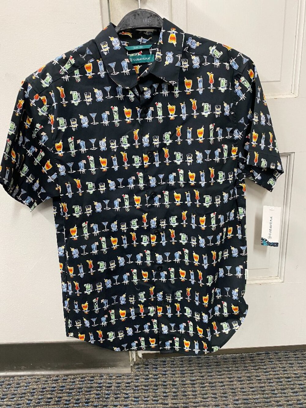 NWT Cubavera Slim Fit Short Sleeve Cocktail Print Button Down Shirt - Small